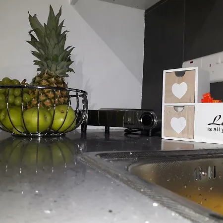 Takis Apartament *